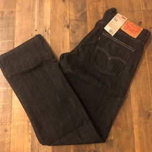 Levi’s 514 Straight Fit Jean